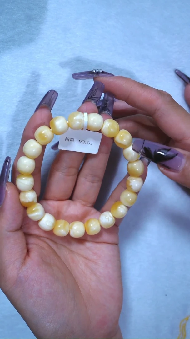 【闪购商品】蜜蜡手链未镶嵌326，10mm金瓷白溶洞