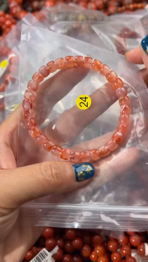 未镶嵌手串南红玛瑙7