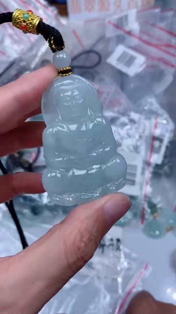 颈饰未镶嵌翡翠吊坠