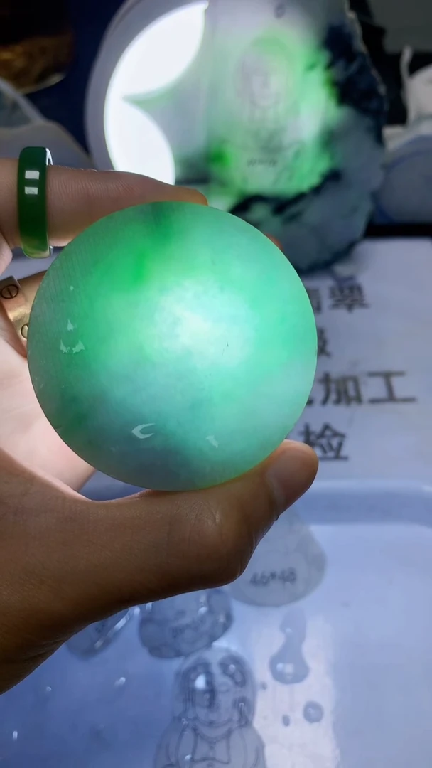 翡翠裸石缅甸天然A货翡翠Q1305