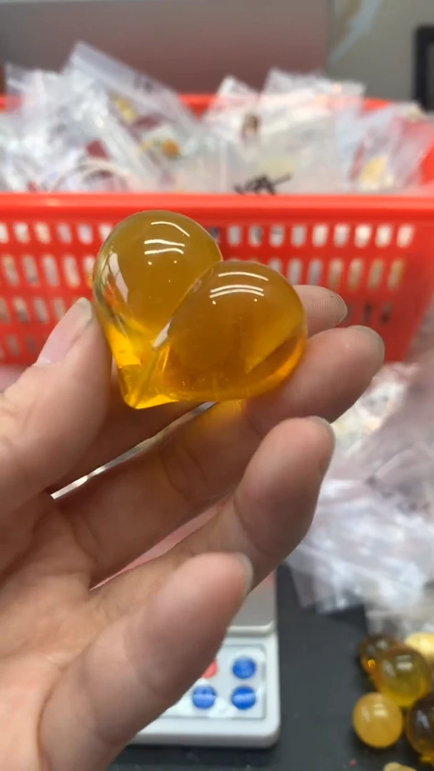 未镶嵌琥珀珠宝奇石513