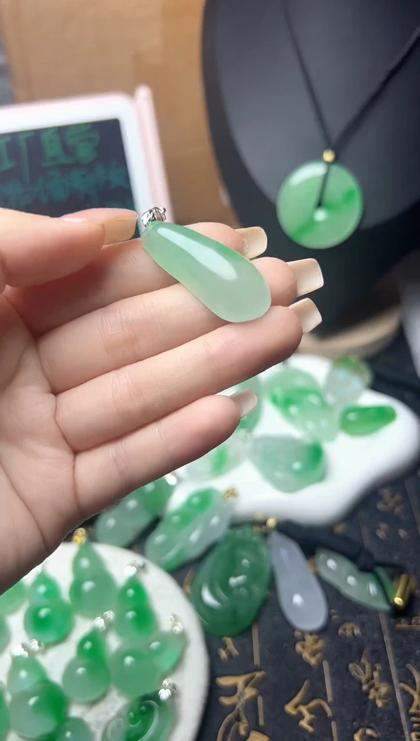 颈饰未镶嵌翡翠所见即所得，一图一物