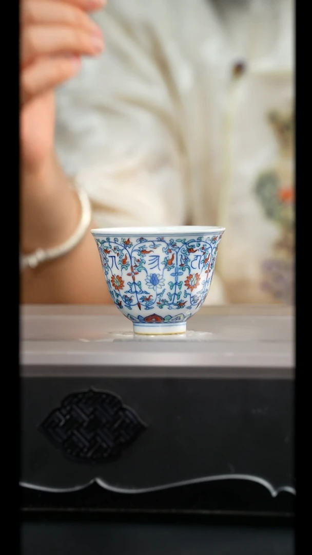 涂杏花窑丨斗彩莲托梵文主人杯景德镇陶瓷