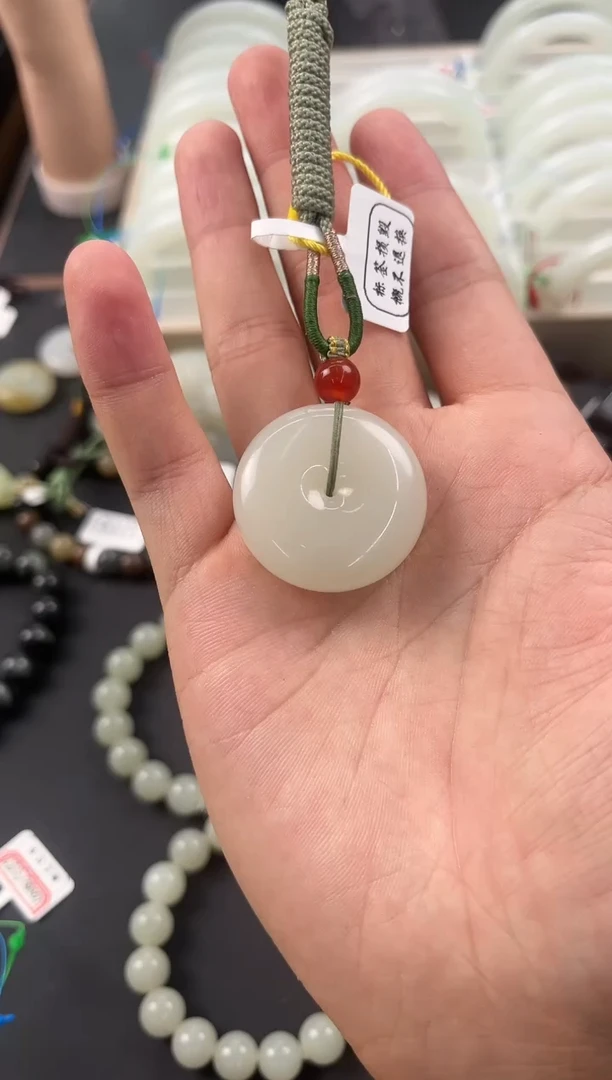 手串未镶嵌和田玉喷***猫且末高青白平安扣微色差