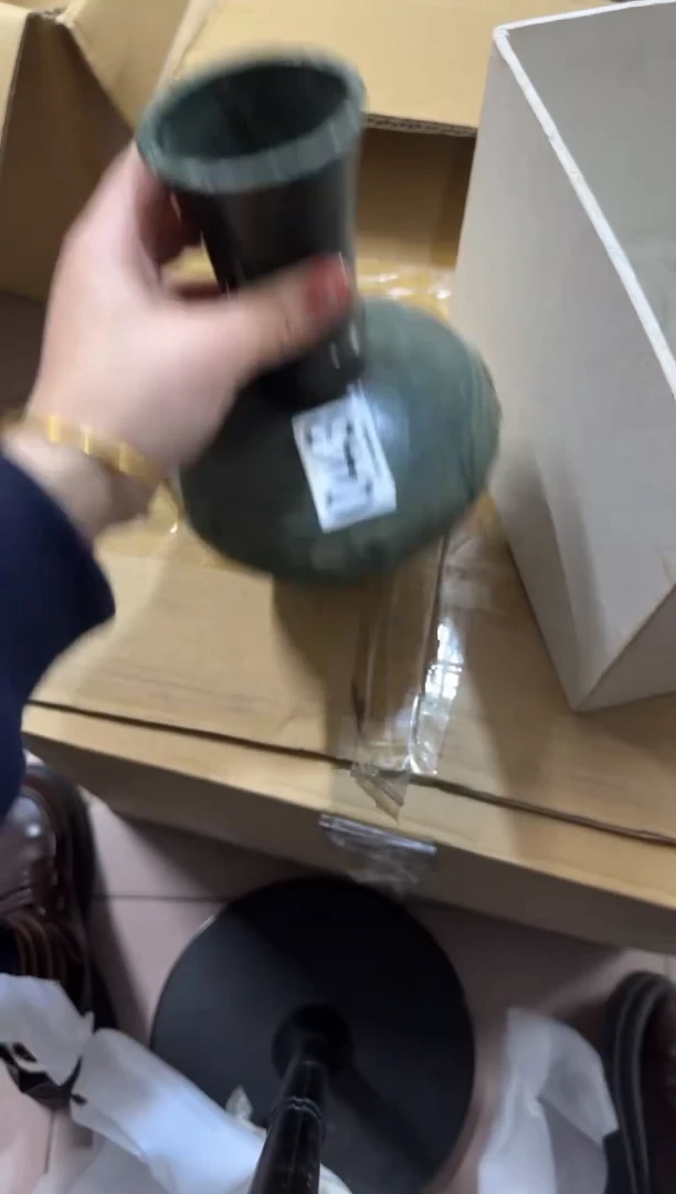 王**?043中古商品 谨慎产拍