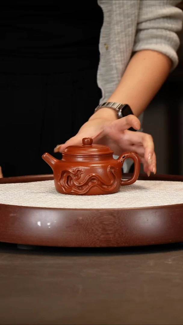 【程辉】德钟太湖石230c+石壶承+清供画