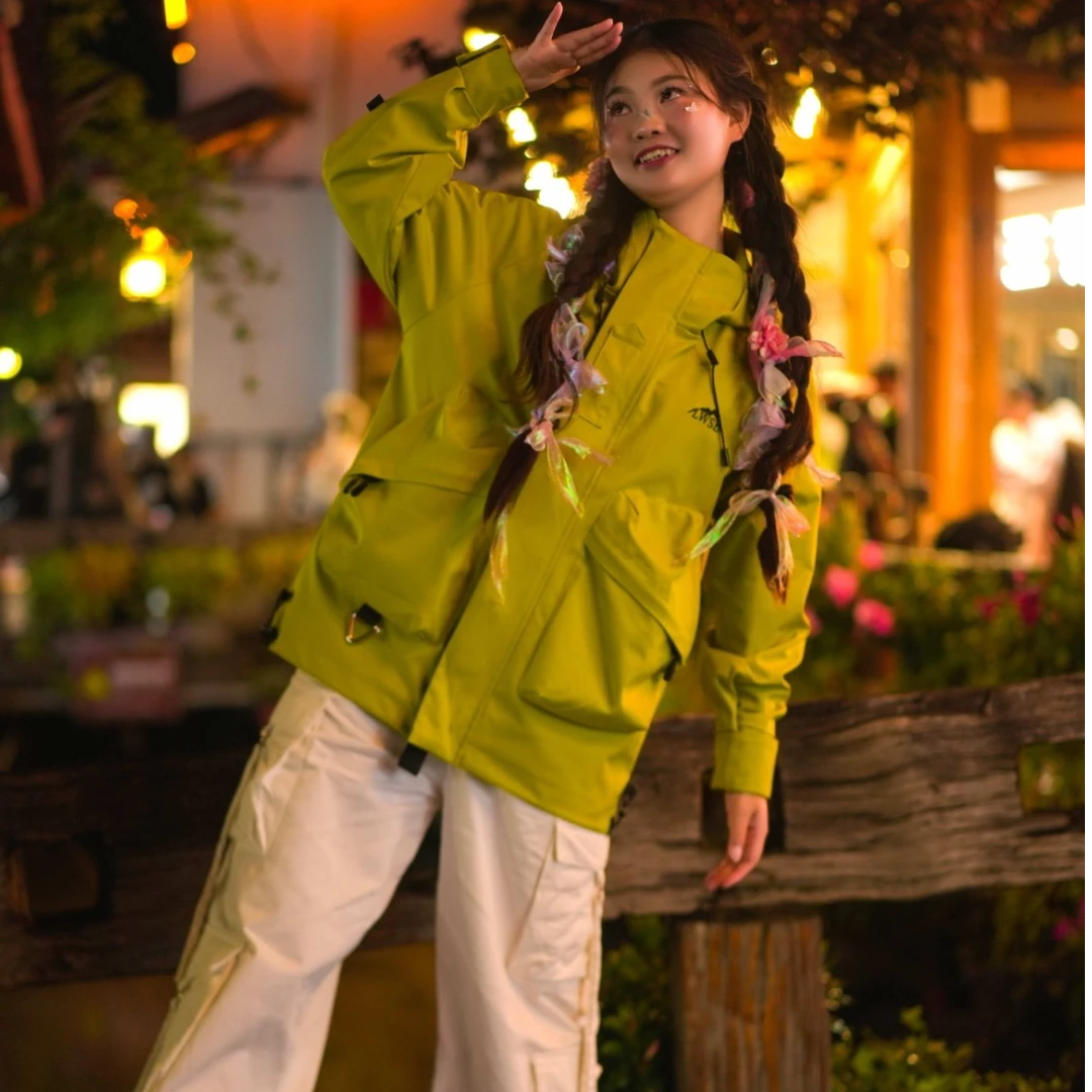 罗威森林骆驼熊猫高质量高颜值荧光绿男款冲锋衣亮色防风冲锋衣