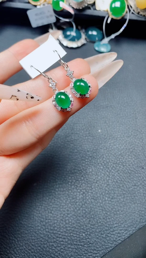 银S925镶嵌翡翠耳饰翡翠
