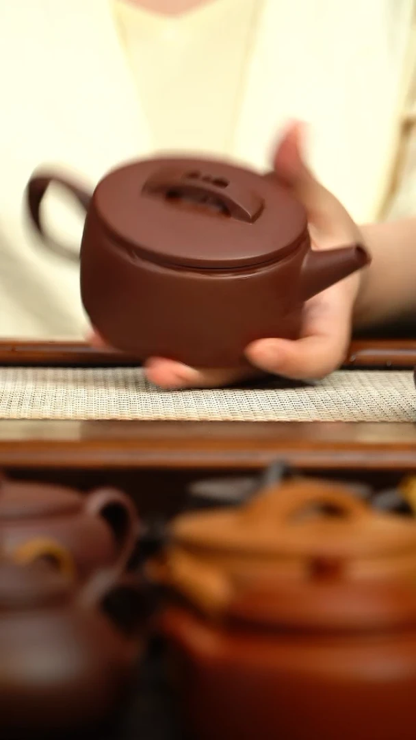 茶壶紫砂底槽清汉瓦200cc半手封釉微瑕