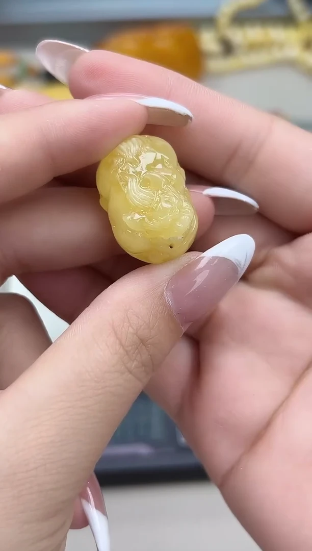 裸石琥珀未镶嵌琥珀蜜蜡吊坠