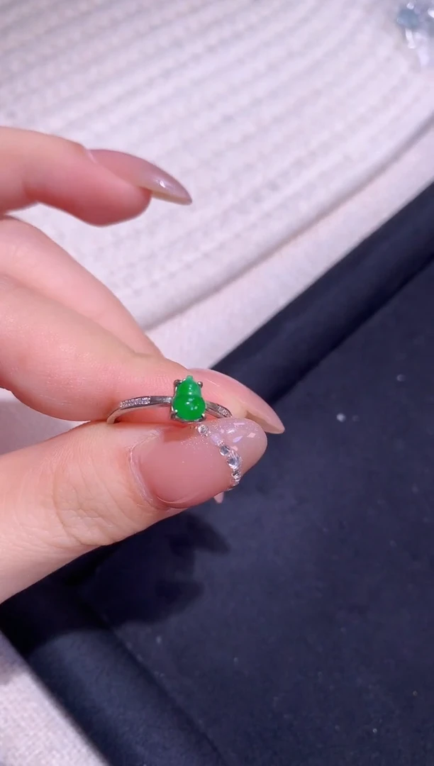 银S925镶嵌戒指翡翠戒指
