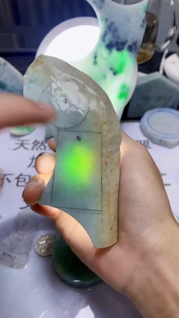 翡翠裸石缅甸天然A货翡翠Q7854