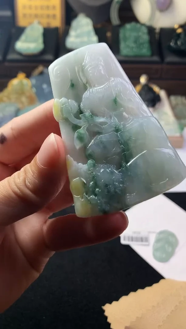 未镶嵌定制翡翠邓***动毛货不退不换
