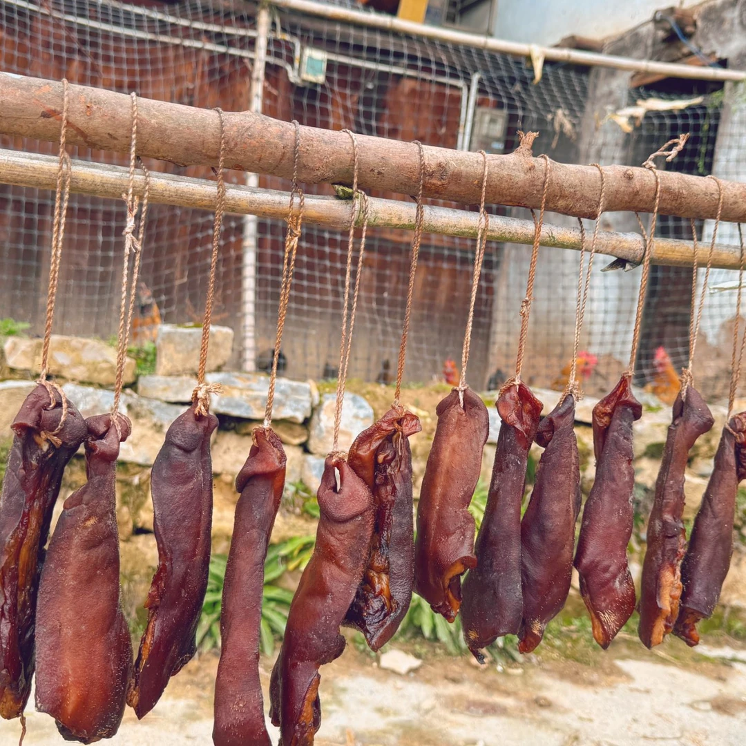 【黑毛土猪腊拱嘴】肉质紧实有劲道弹牙，直播间同等品质，腊香味十足