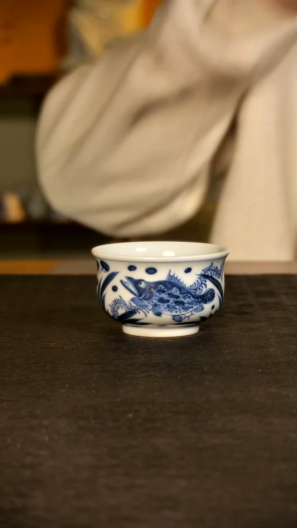 唐语青花鱼藻炉式杯