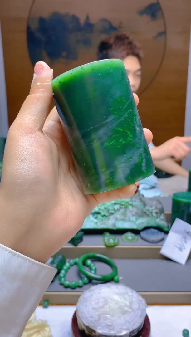 和田玉（碧玉）未镶嵌摆件1