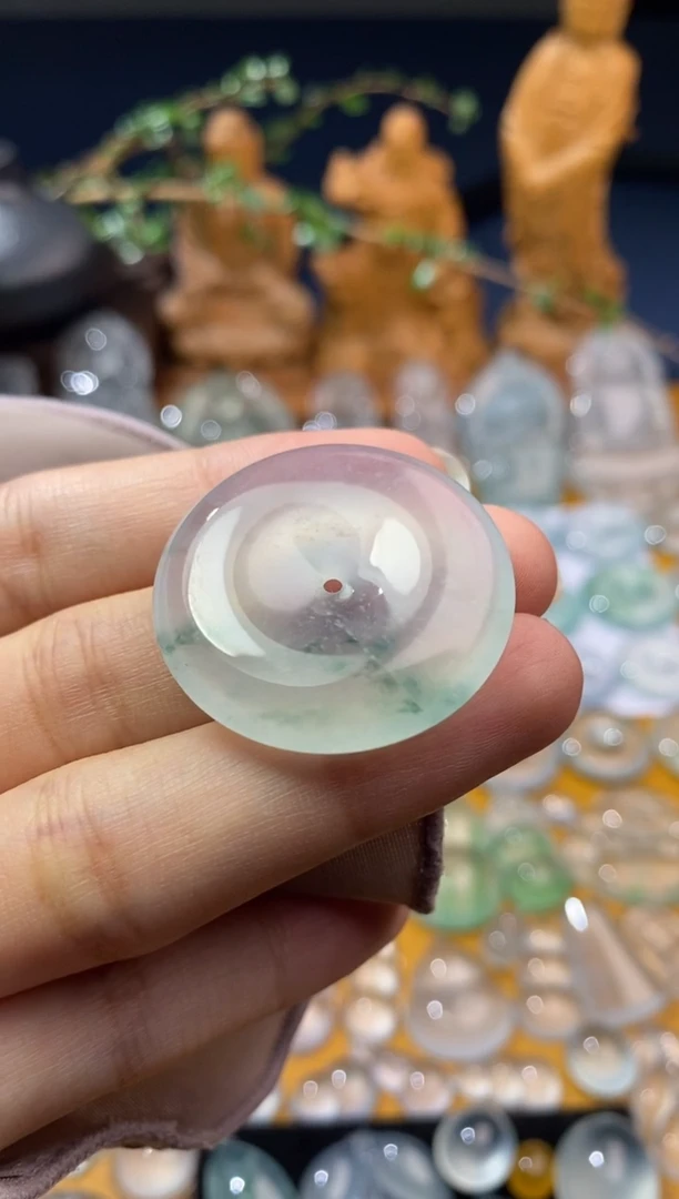 吊坠(不含链)未镶嵌翡翠平安扣