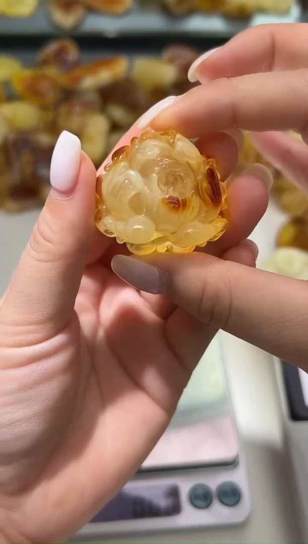 裸石琥珀未镶嵌琥珀蜜蜡吊坠
