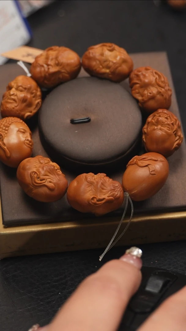 【闪购商品】橄榄核手串/手链 鱼子精品核雕