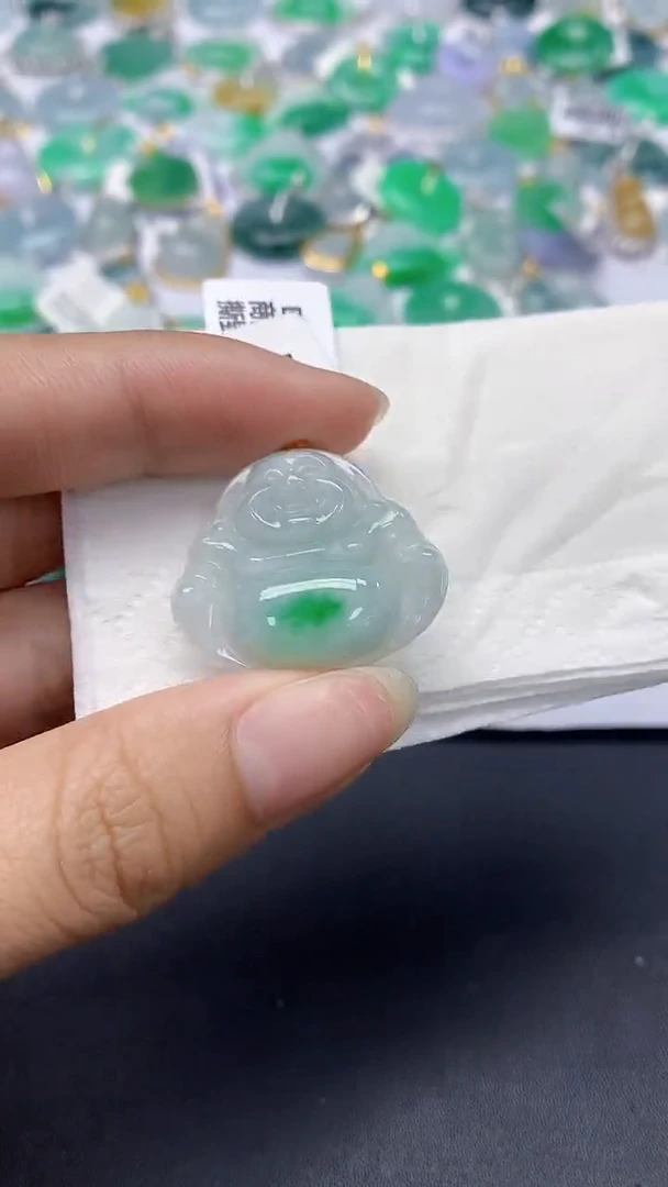 翡翠未镶嵌颈饰天然缅甸a货翡翠