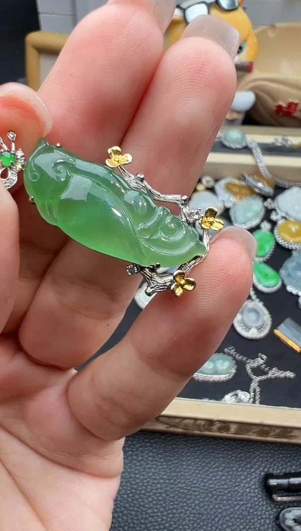 翡翠18K金镶嵌吊坠(不含链)吊坠勿拍