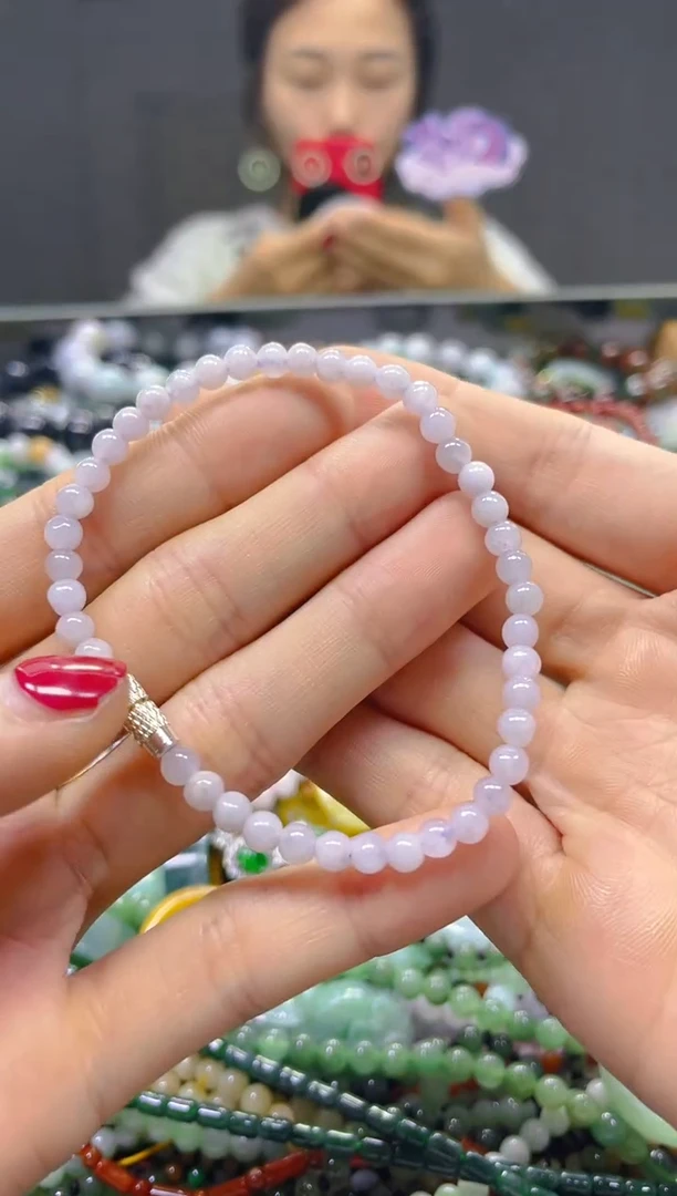 颈饰未镶嵌翡翠4MM/J/翡翠A货，一件也是批发价