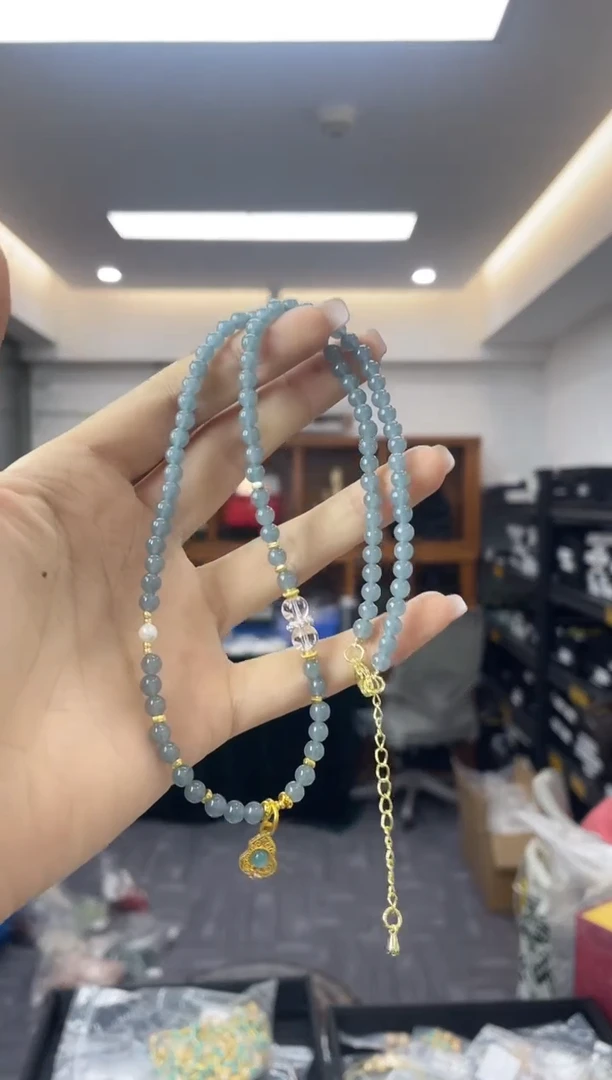 翡翠未镶嵌颈饰多样性一件发货