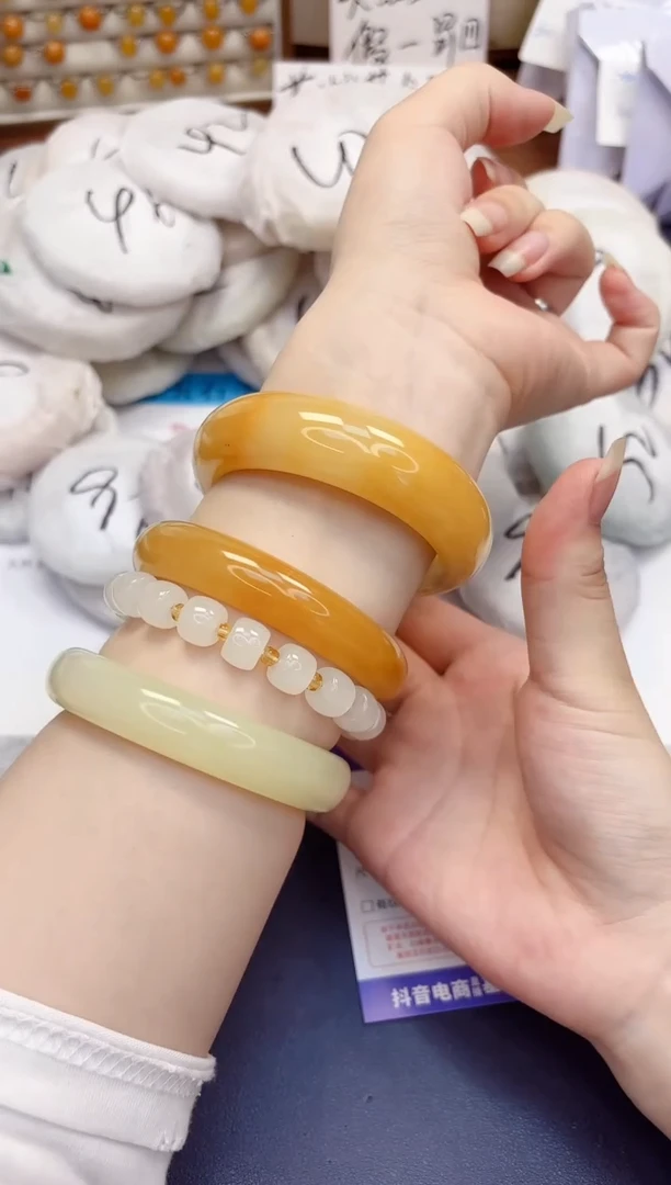 石英质玉手镯未镶嵌220-财气镯-圈口58