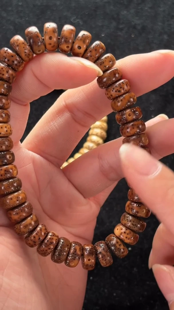 星月菩提手串精工级药片手串（花皮）10*5