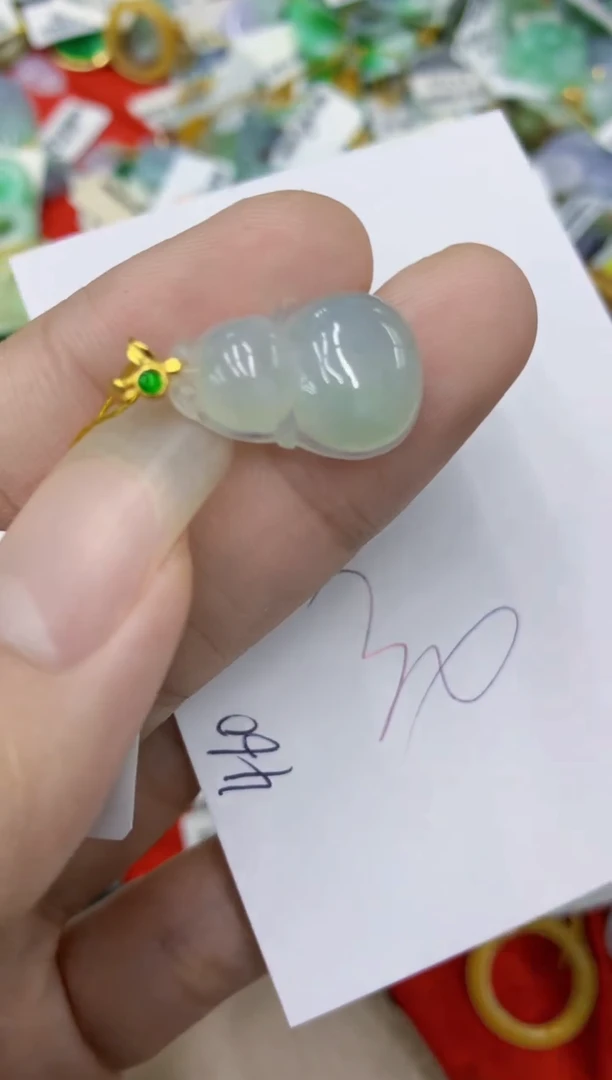 翡翠未镶嵌颈饰111111111111