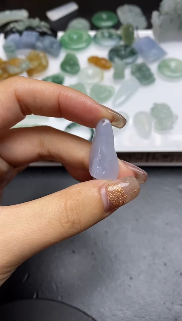 【闪购商品】定制翡翠未镶嵌翡翠毛货~