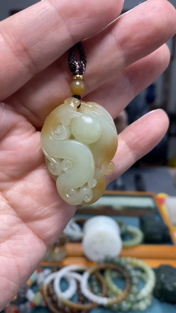 颈饰未镶嵌和田玉59