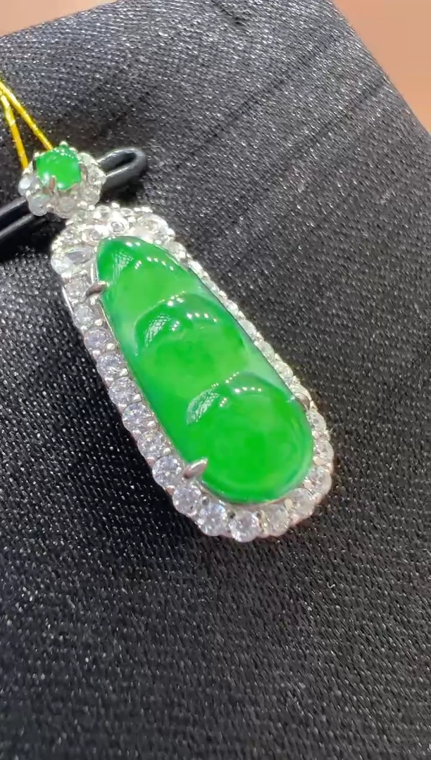 【闪购商品】翡翠吊坠(不含链)银S925镶嵌