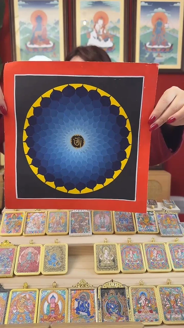 吊坠小房子-热贡纯手绘唐卡