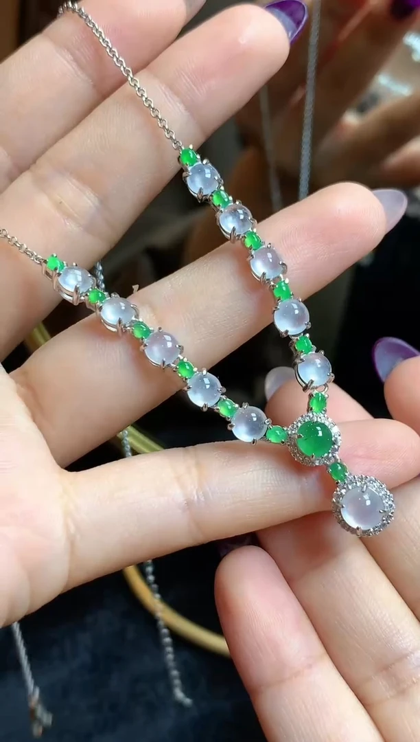 颈饰银S925镶嵌翡翠翡翠套链（福利好价）