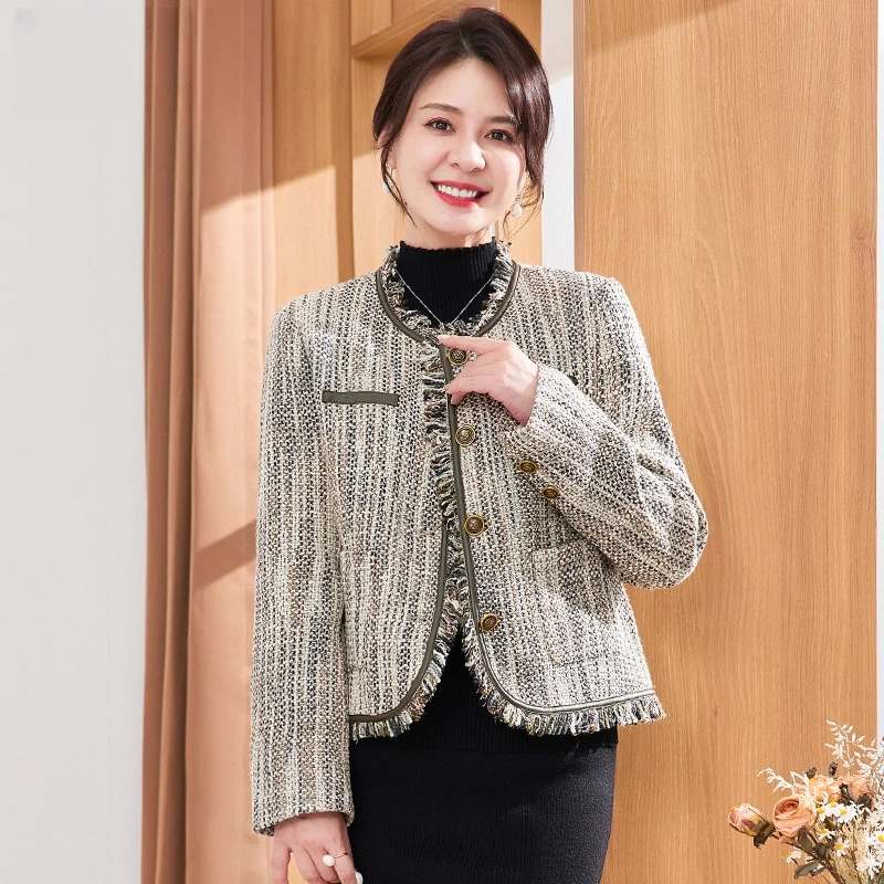 品牌年轻妈妈小香风外套春秋2025新款中年女装秋装时尚洋气上衣