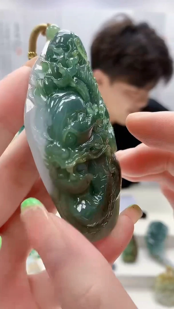 颈饰未镶嵌翡翠峻***理5145ry-毛货挂件