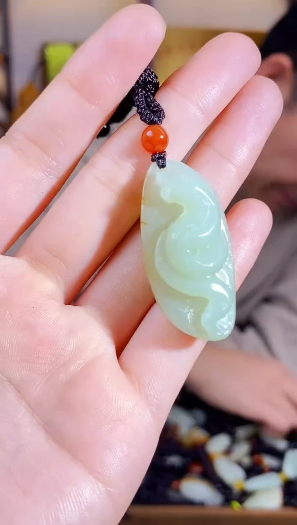 【闪购商品】和田玉颈饰未镶嵌1