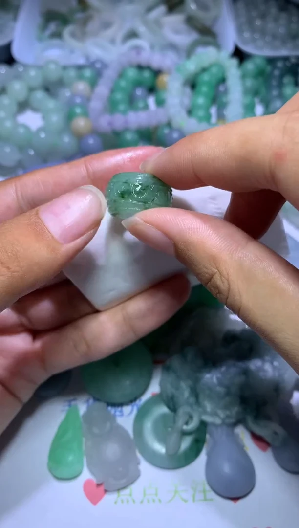 定制翡翠未镶嵌?****敌MJX023703