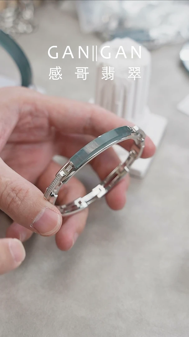 未镶嵌手镯翡翠M****e预定 63 链镯 蓝冰