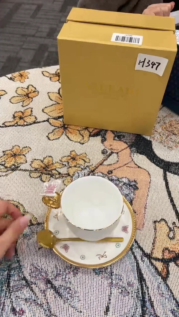 【闪购商品】杯H347--------------