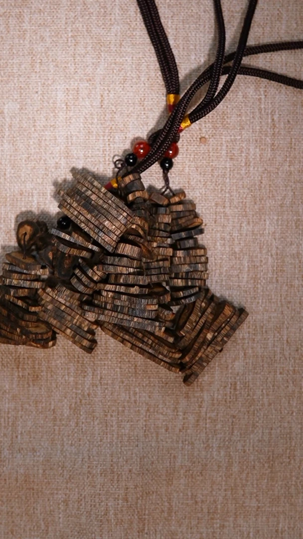 【闪购商品】沉香木吊坠奇楠吊坠车挂多样性发其一