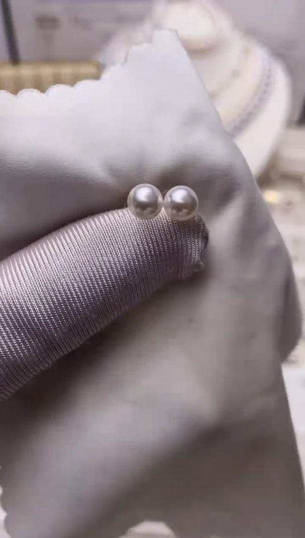 18K金镶嵌耳饰海水珍珠特选福利不退不换5.5-6mm