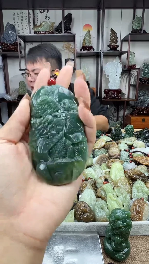 未镶嵌和田玉把件1