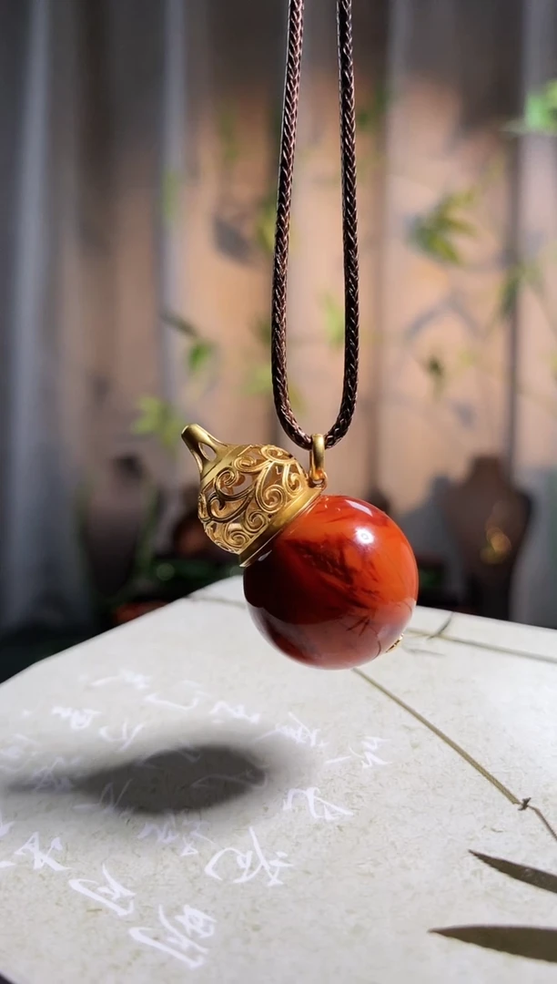 【闪购商品】南红玛瑙颈饰18K金镶嵌，原矿南红，火焰妖花，葫芦（福禄）