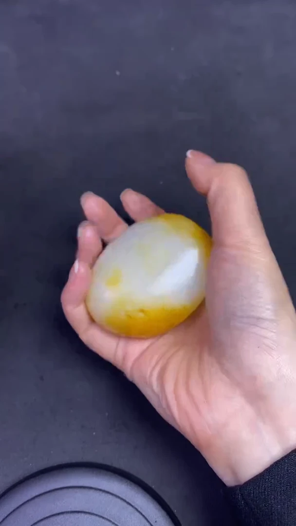 未镶嵌和田玉把件王****…和田玉