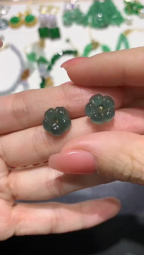 【闪购商品】翡翠吊坠(不含链)合金5多人多样性随机发货1件