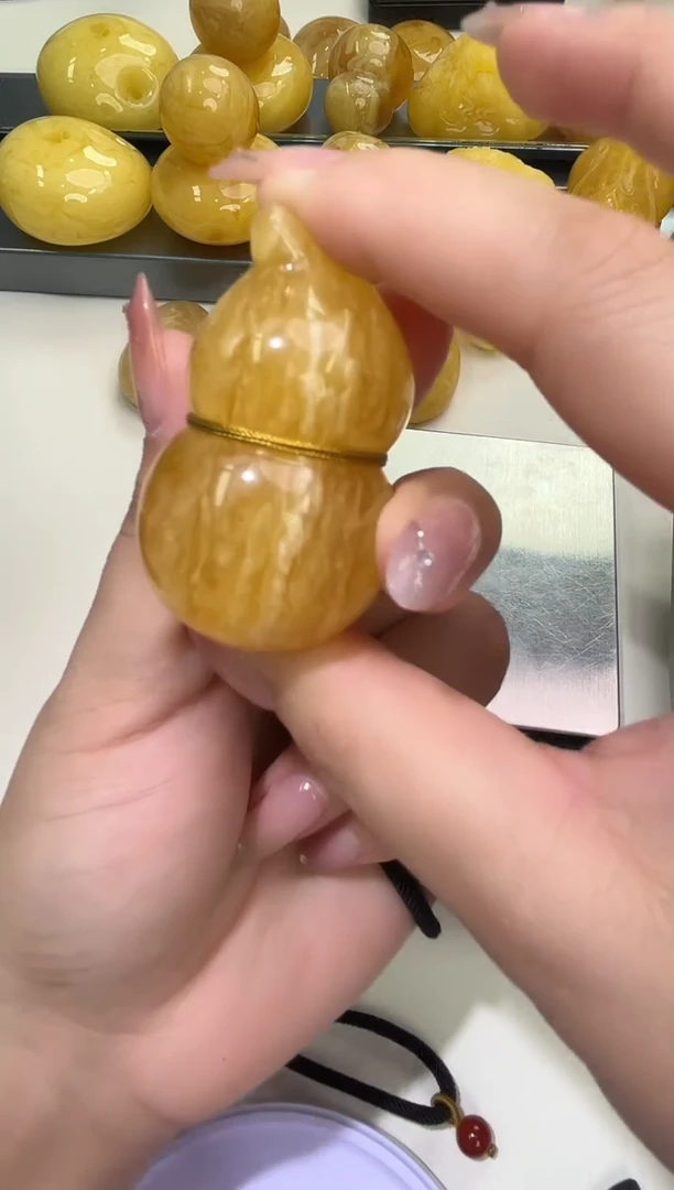 裸石琥珀未镶嵌琥珀蜜蜡吊坠