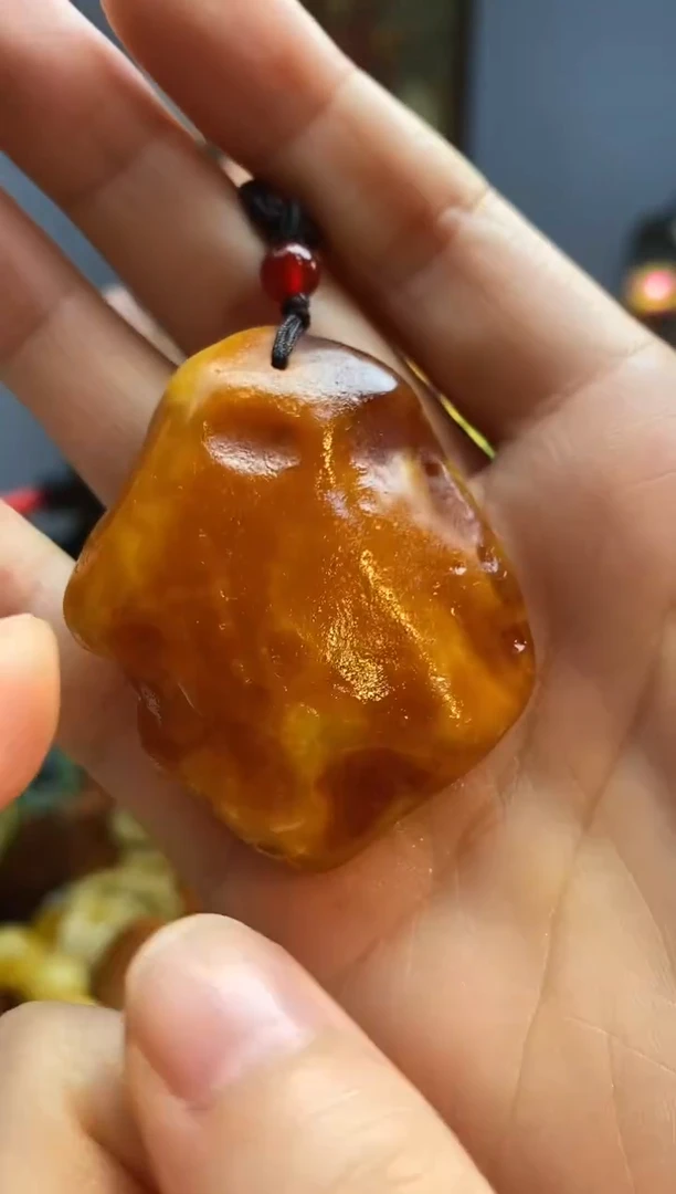 琥珀颈饰未镶嵌吊坠