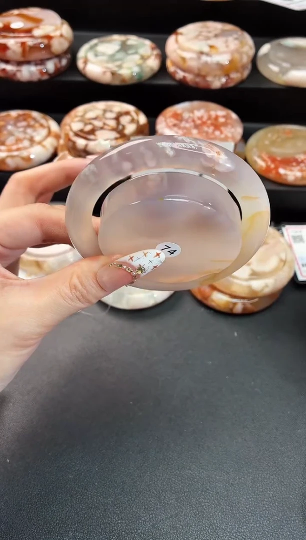 手镯玛瑙/玉髓未镶嵌石英质玉59圈58/59带(赠送镯心)